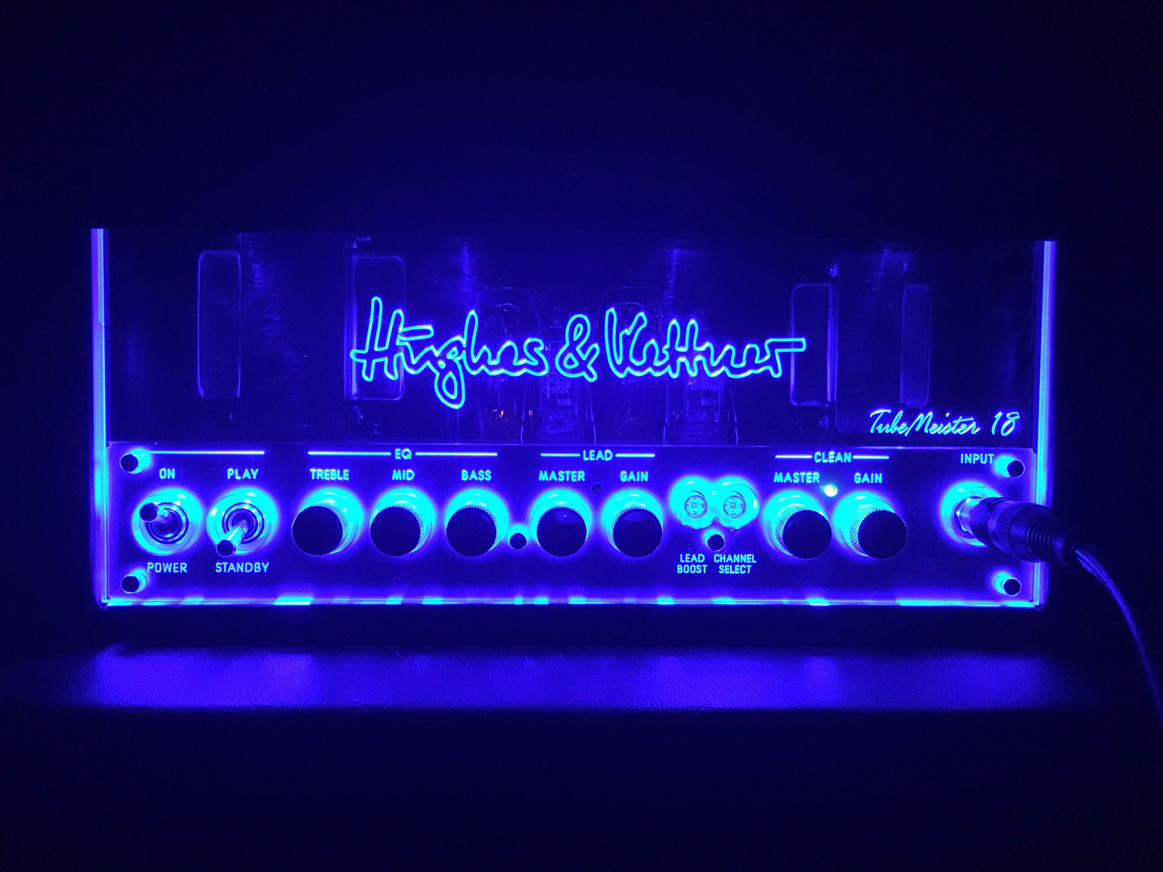 Hughes & Kettner Tubemeister 18 Headphones